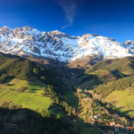 La Yosa De Argueebanes Nyaraló Llanes